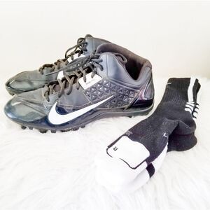 Nike alpha strike sports cleats with athletic sock